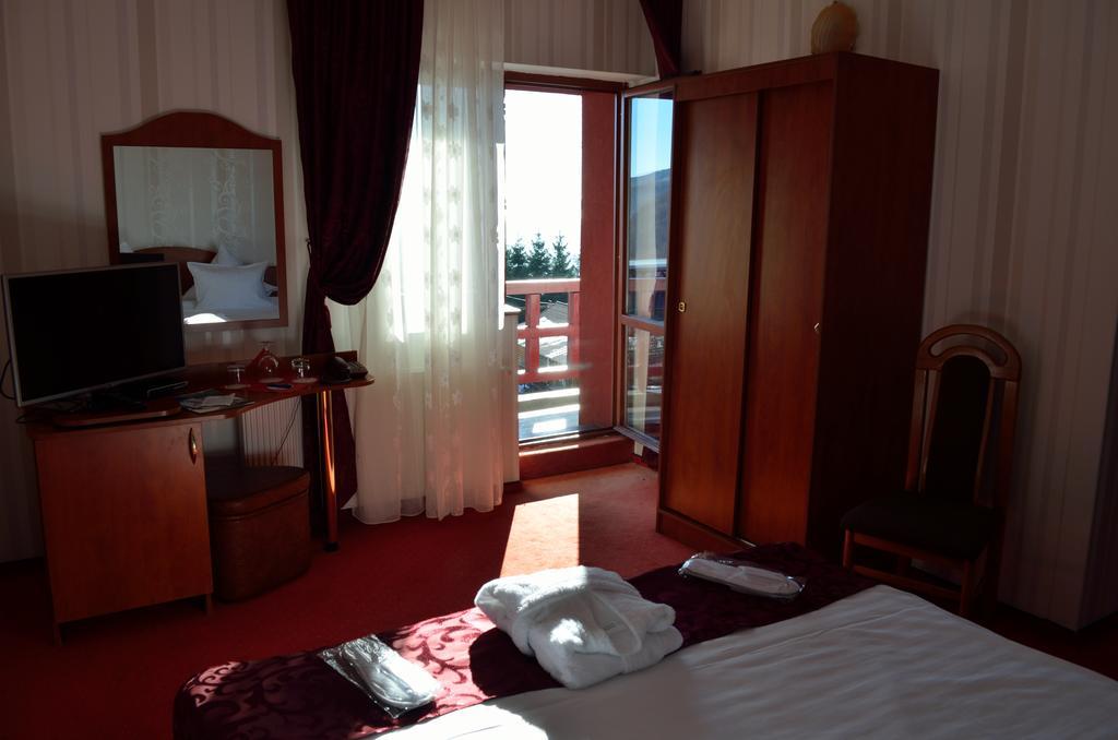 Hotel Rusu Petroşani Extérieur photo